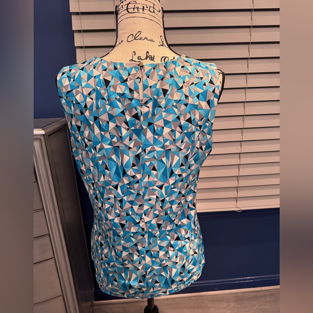 Calvin Klein Turquoise Pleated Sleeveless Blouse - Picture 2 of 3